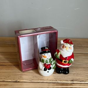 Pfaltzgraff Snowman and Santa Claus Salt and Pepper Shaker Set